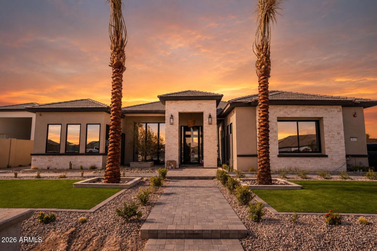18142 W MISSOURI Avenue, Litchfield Park, AZ 85340