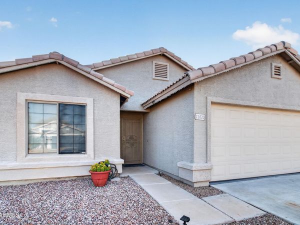 21820 N 32ND Avenue, Phoenix, AZ 85027