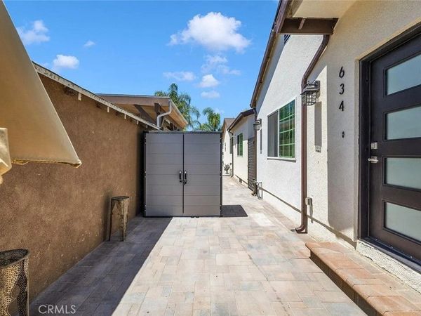 634 E Valencia Avenue, Burbank, CA 91501