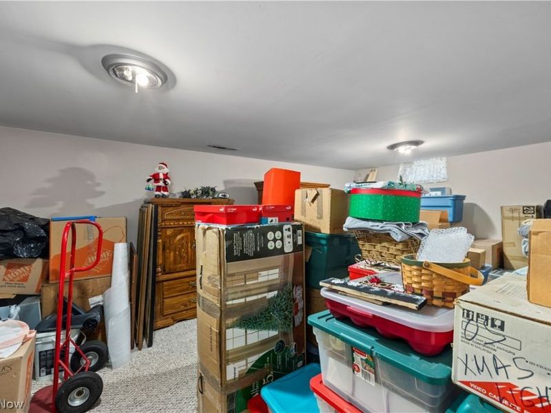 20563 Holly Circle , Strongsville, OH 44149 Photo 43