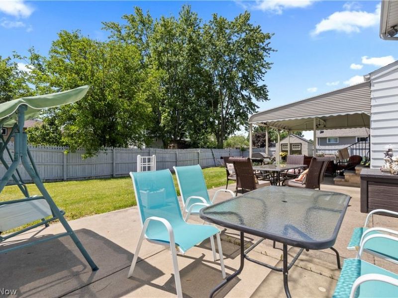 20563 Holly Circle , Strongsville, OH 44149 Photo 7