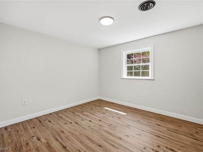 5423 Thompson Clark Road, Bristolville, OH 44402 Photo 32