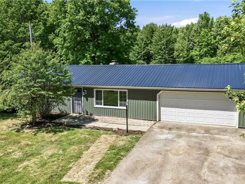 5423 Thompson Clark Road, Bristolville, OH 44402 Photo 4