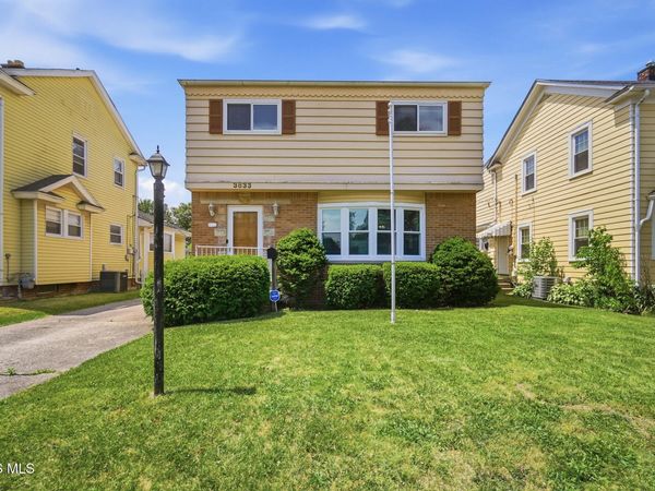 3833 Sherbrooke Road, Toledo, OH 43613