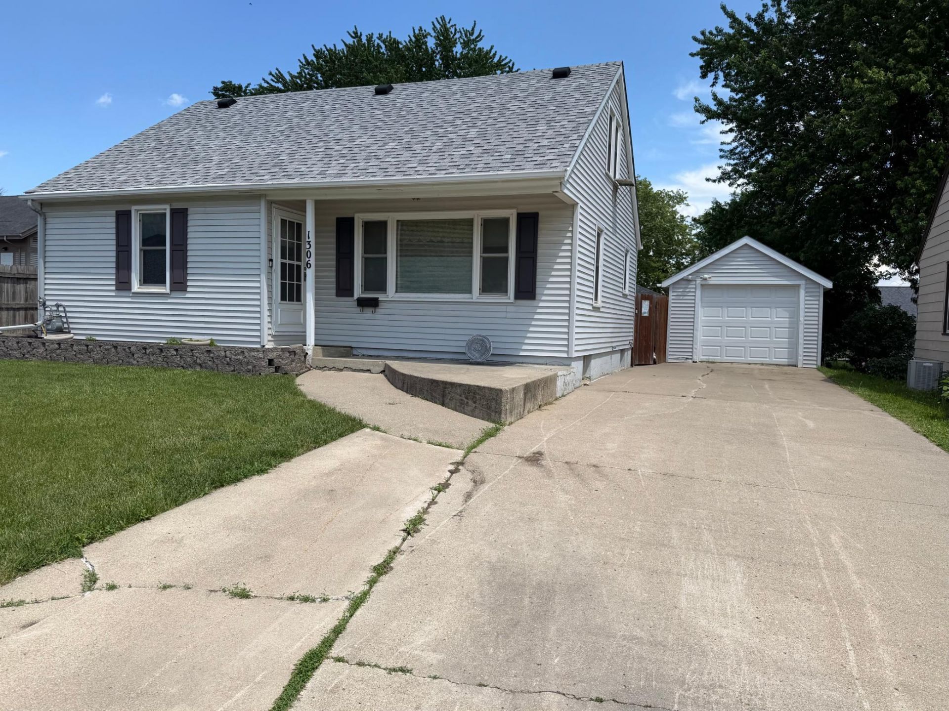 1306 Mcmillan Street , Worthington, MN 56187