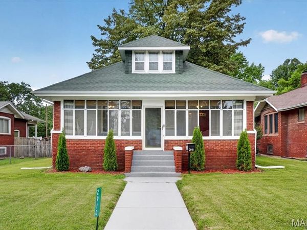 2910 W Main Street, Belleville, IL 62226