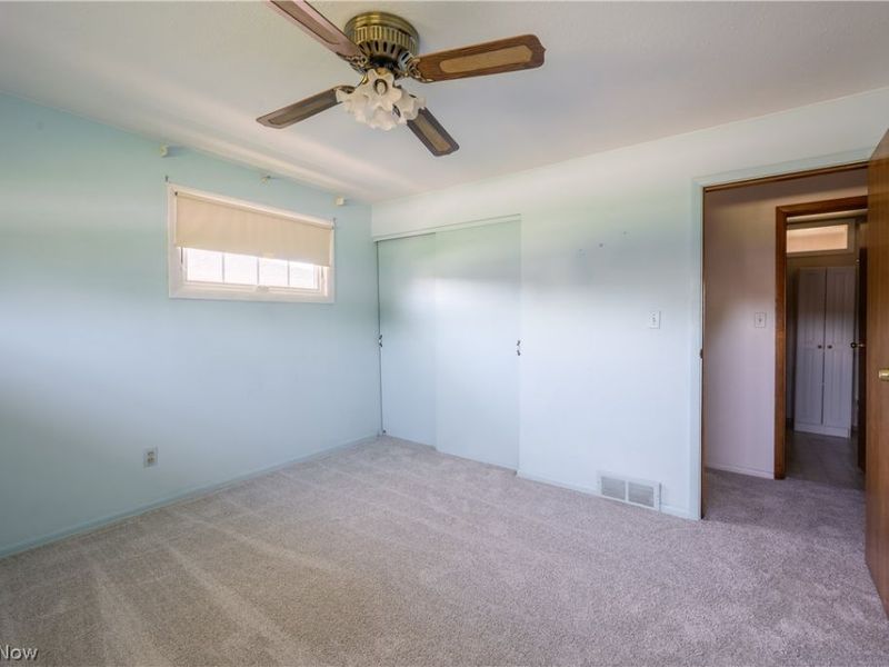 651 E Parkleigh Drive , Seven Hills, OH 44131 Photo 24