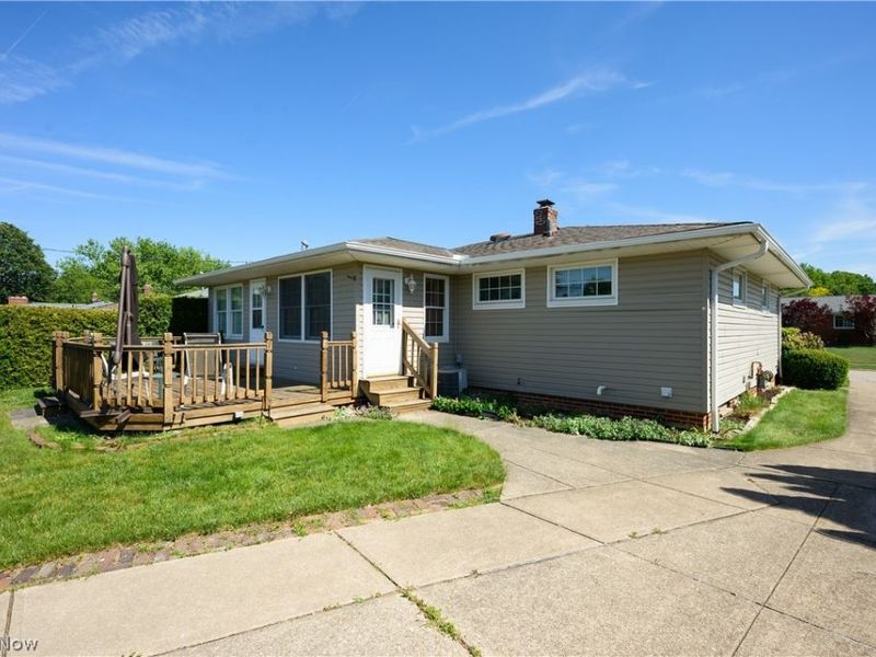 651 E Parkleigh Drive , Seven Hills, OH 44131 Photo 40