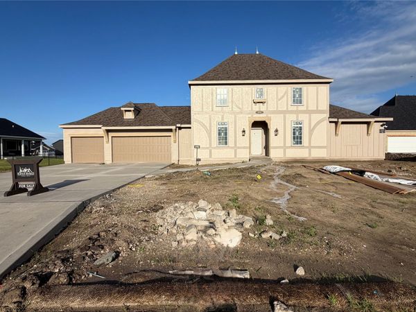 2712 NW Cedarwood Drive, Ankeny, IA 50023