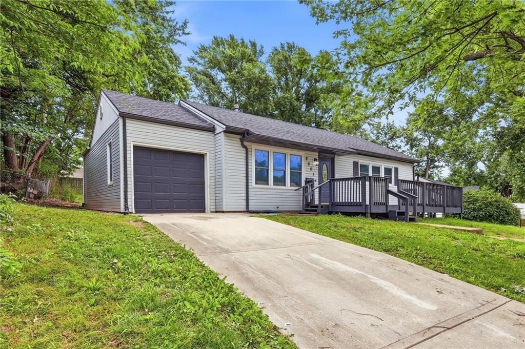2901 S 26th Street, Kansas City, KS 66106 Main Photo