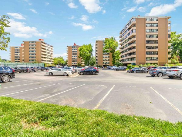 7-25 166 Street, Unit 6A, Beechhurst, NY 11357