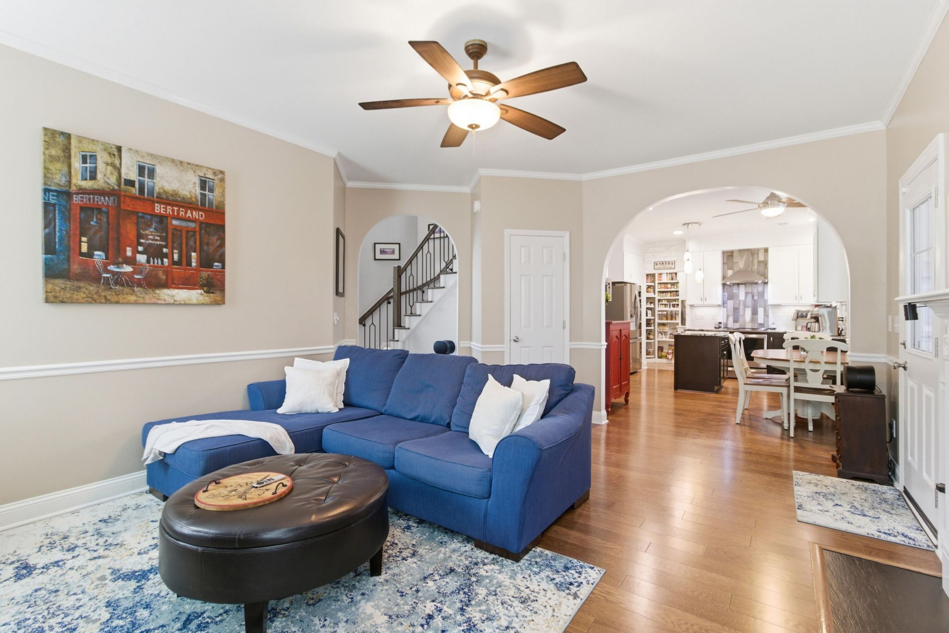 325 Jardinere Walk Photo 13