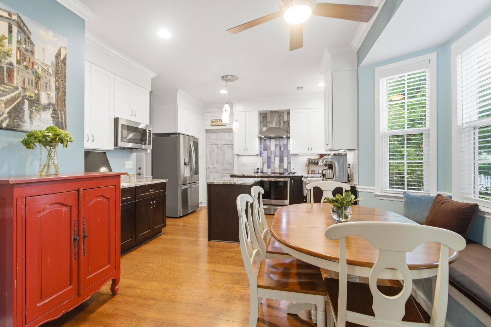 325 Jardinere Walk Photo 14