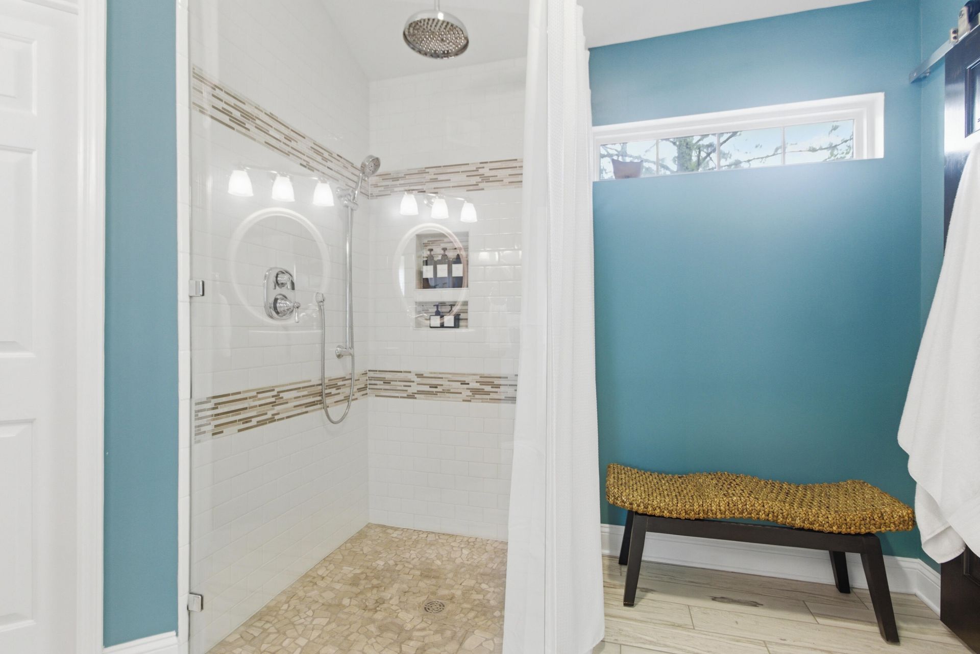 325 Jardinere Walk Photo 14