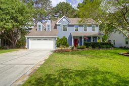 325 Jardinere Walk photo 4