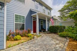 325 Jardinere Walk photo 4