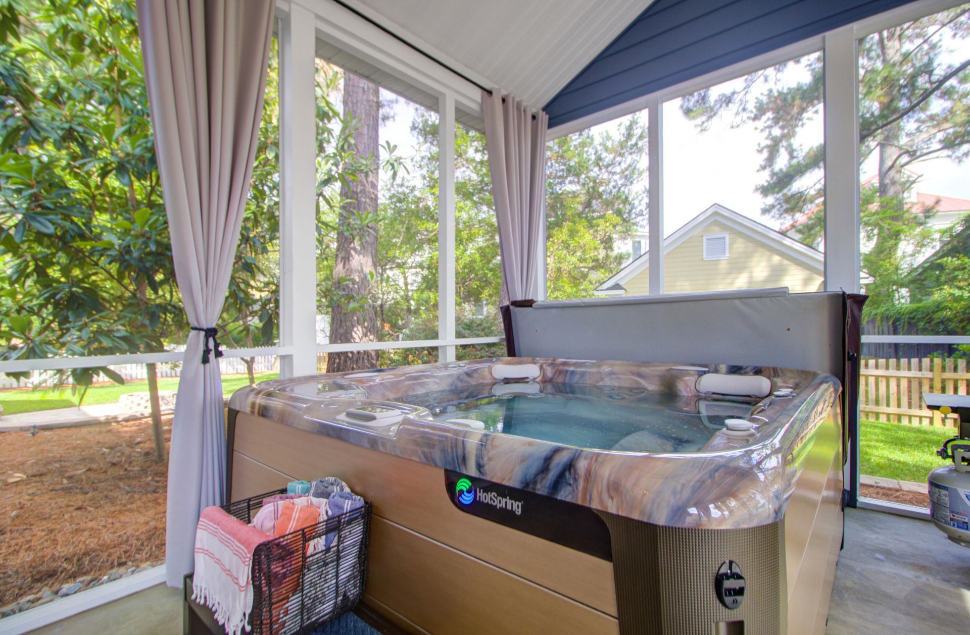 325 Jardinere Walk Photo 21