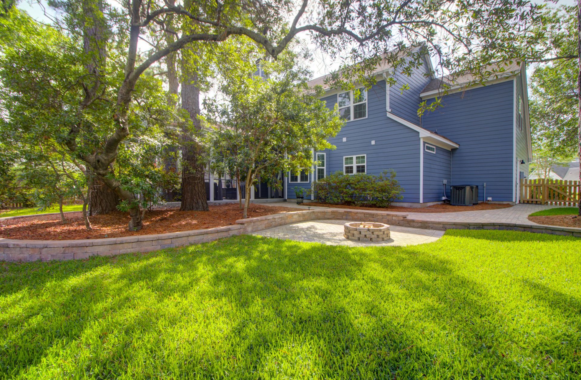 325 Jardinere Walk Photo 23