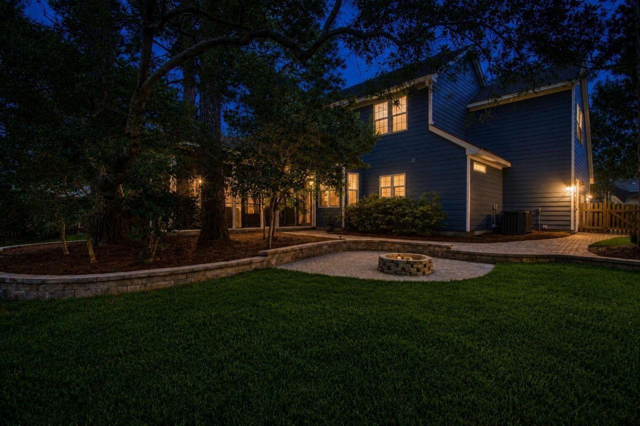 325 Jardinere Walk Photo 28