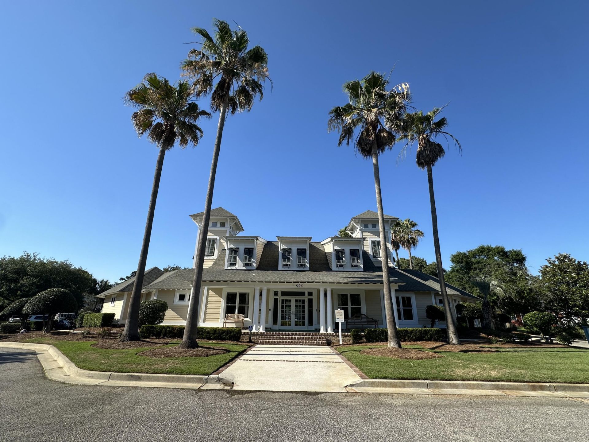 325 Jardinere Walk Photo 30