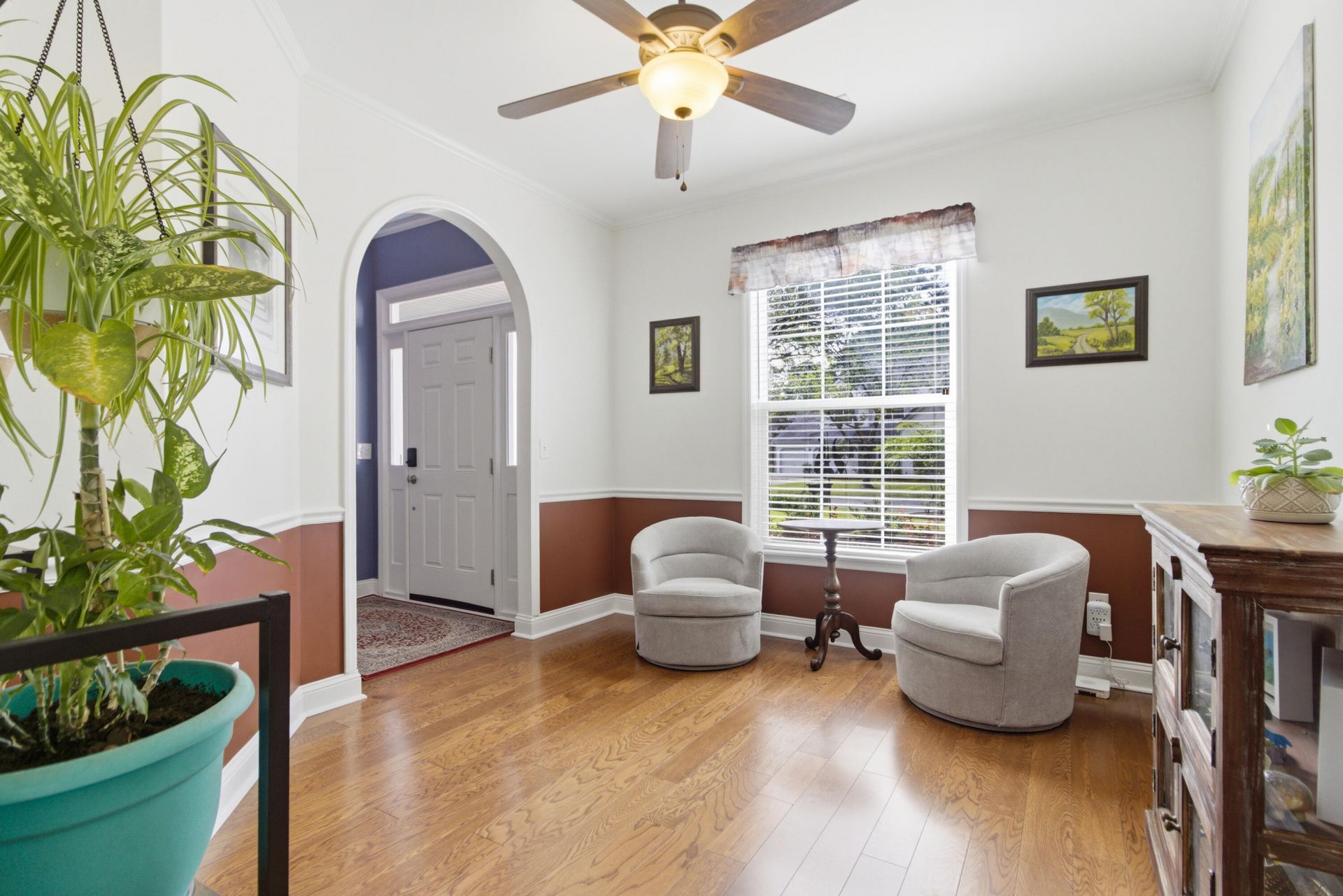 325 Jardinere Walk Photo 4
