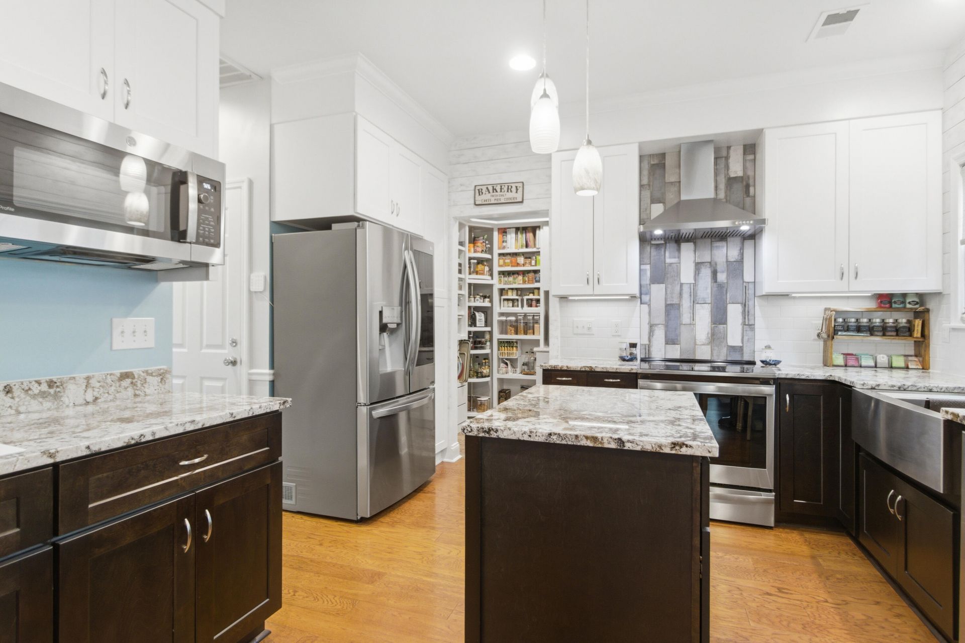 325 Jardinere Walk Photo 9