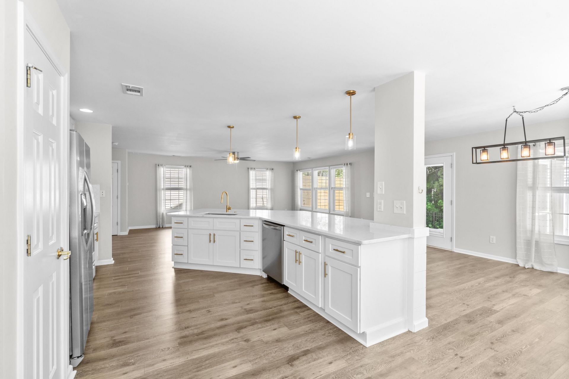 4501 Farm Lake Dr.  Photo 24