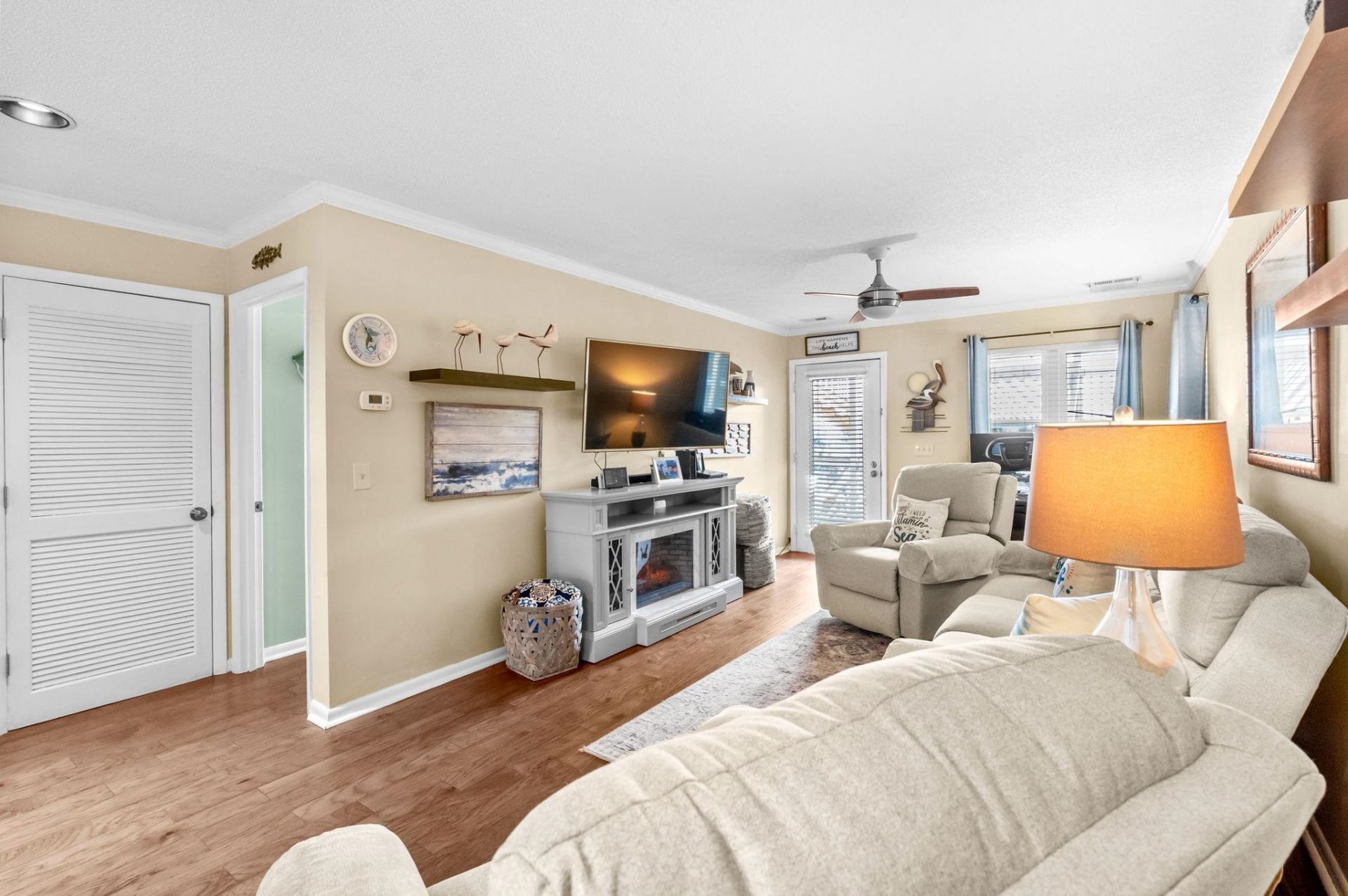 206 60th Ave. N  Photo 11
