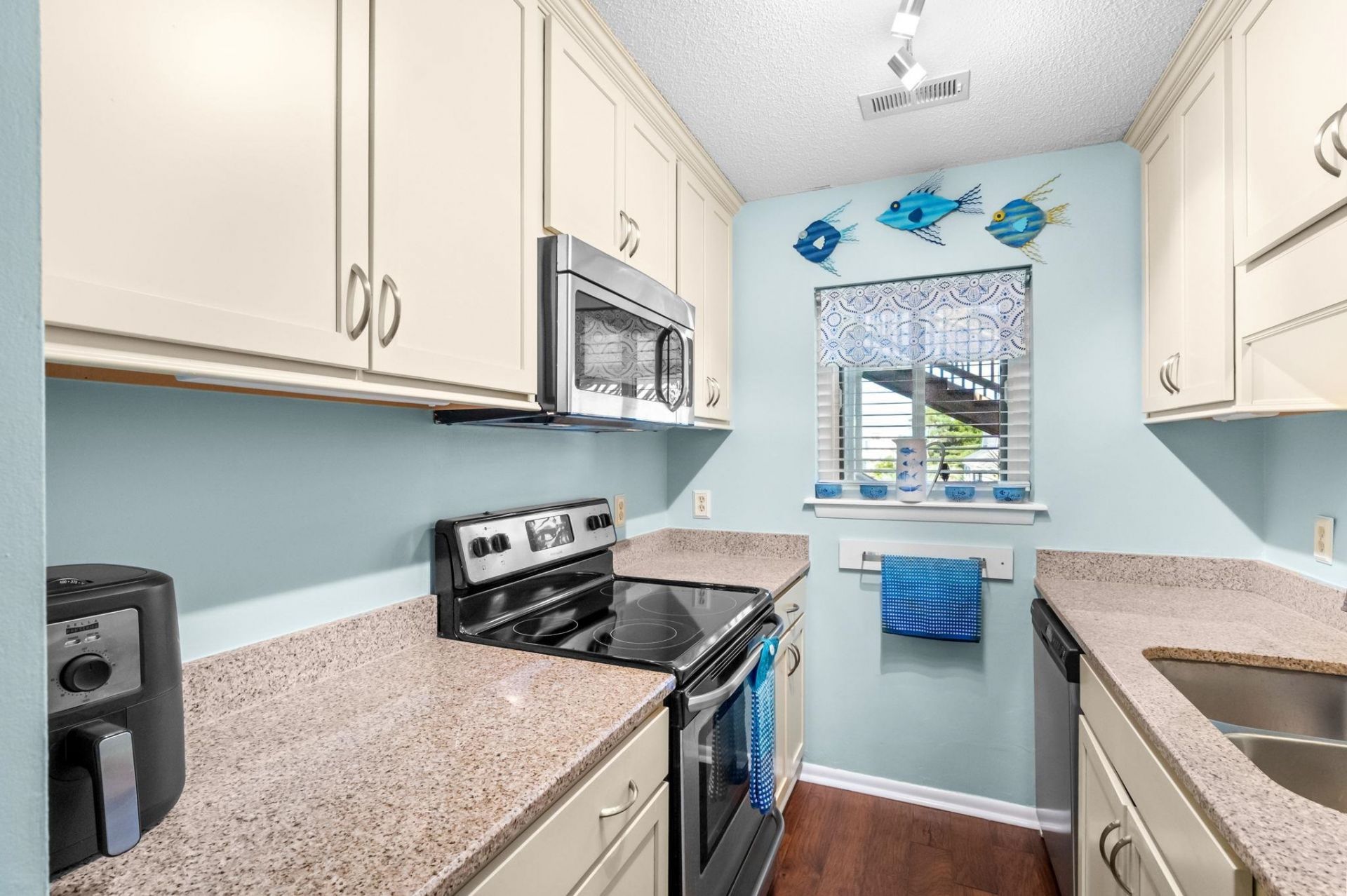 206 60th Ave. N  Photo 13