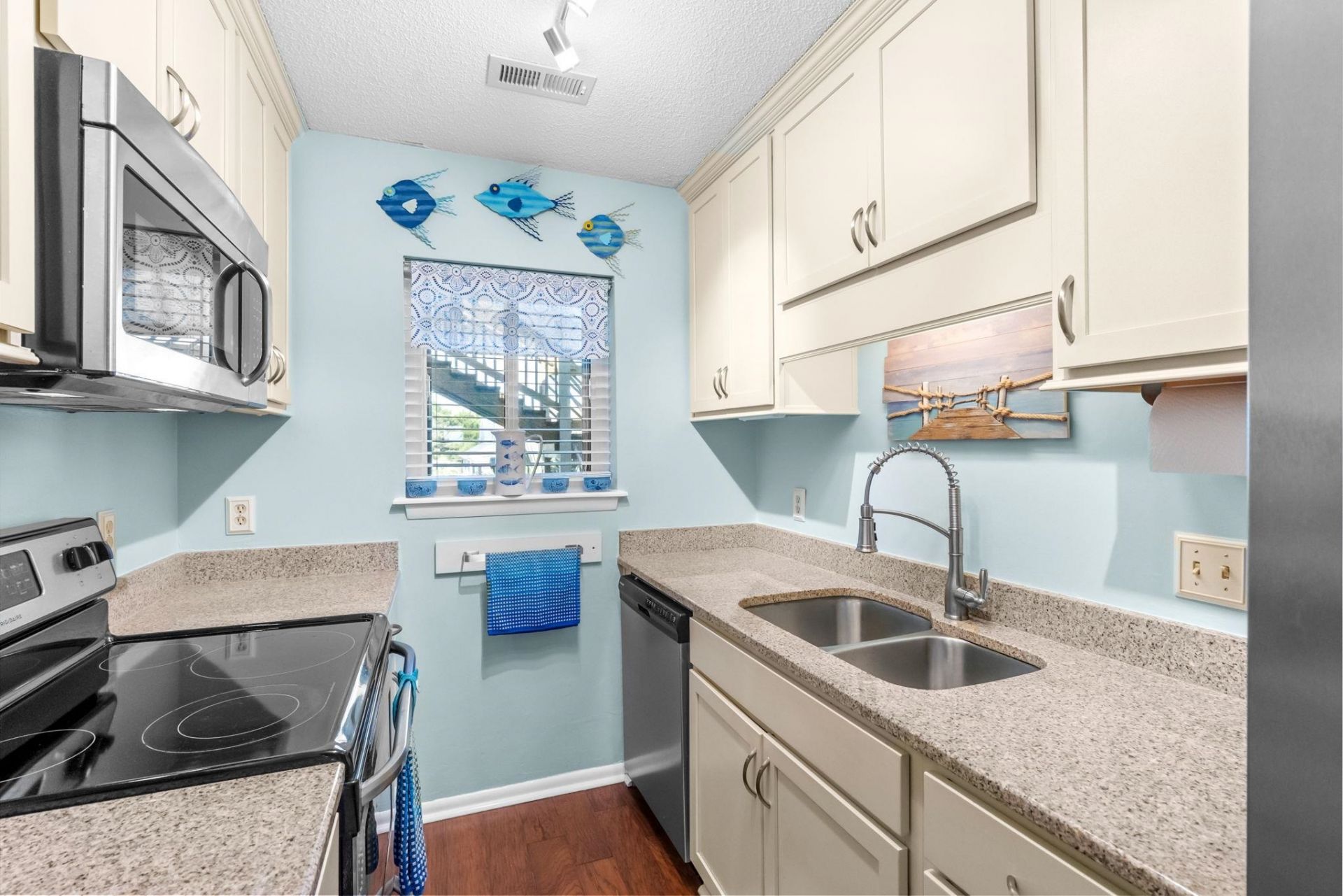 206 60th Ave. N  Photo 14
