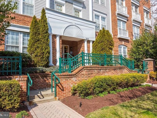 303 REDLAND BOULEVARD , Unit 305, ROCKVILLE, MD 20850