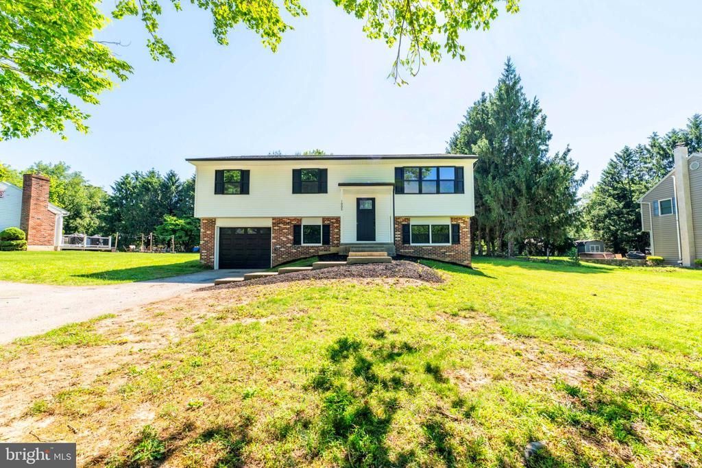 1005 ERICSSON DRIVE , COATESVILLE, PA 19320