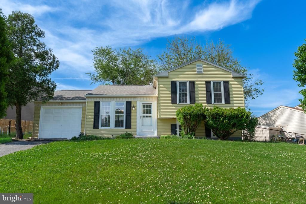 1504 RIDGEVIEW LANE , HARRISBURG, PA 17110