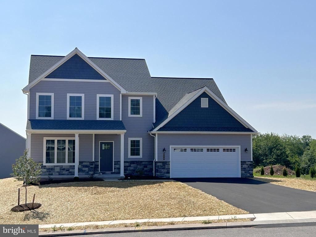 114 FOXGLOVE DRIVE, MIDDLETOWN, PA 17057