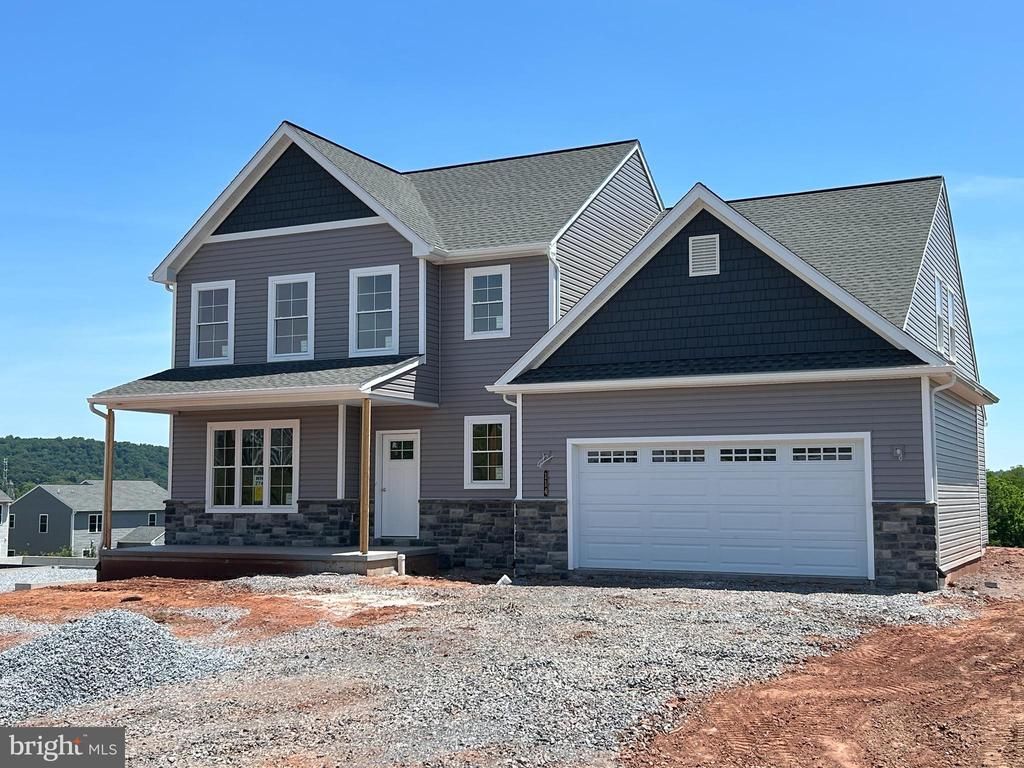 114 FOXGLOVE DRIVE , MIDDLETOWN, PA 17057