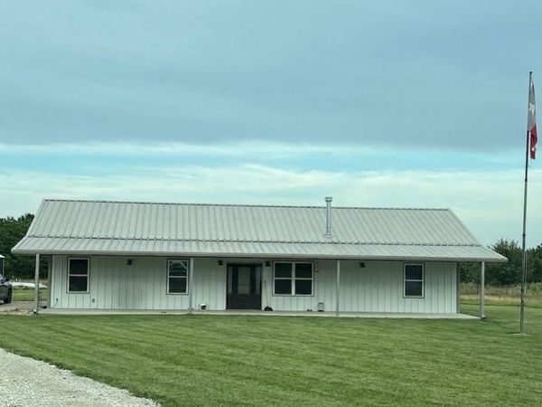 1449 County Road 4131 , Cumby, TX 75433