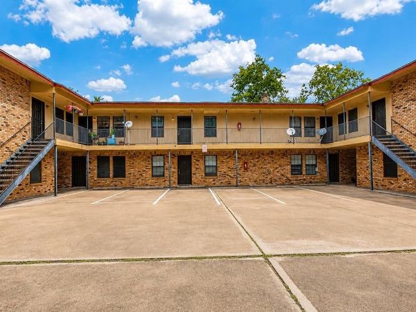 1108 N Elm Street, Unit 10, Denton, TX 76201