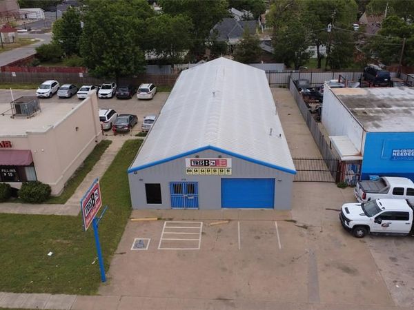 2718 Azle Avenue , Fort Worth, TX 76106