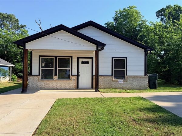 501 W Vance , Tyler, TX 75702