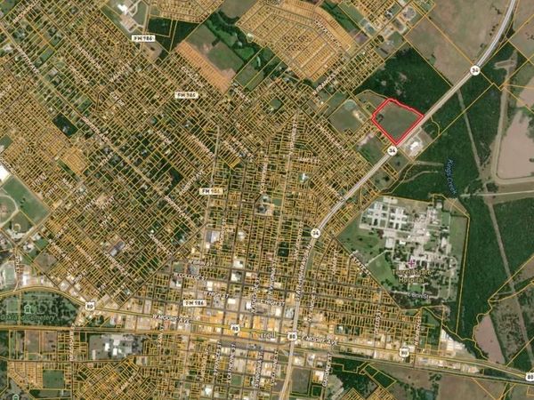 301 Rose Street , Terrell, TX 75160