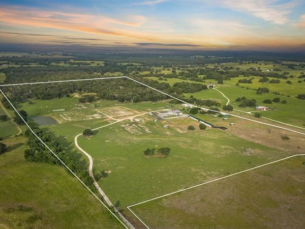 132 County Road 267 , Cameron, TX 76520