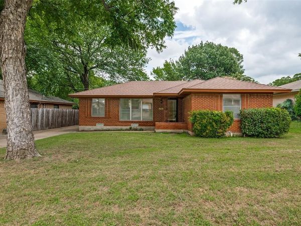 4126 Elk Horn Trail , Dallas, TX 75216