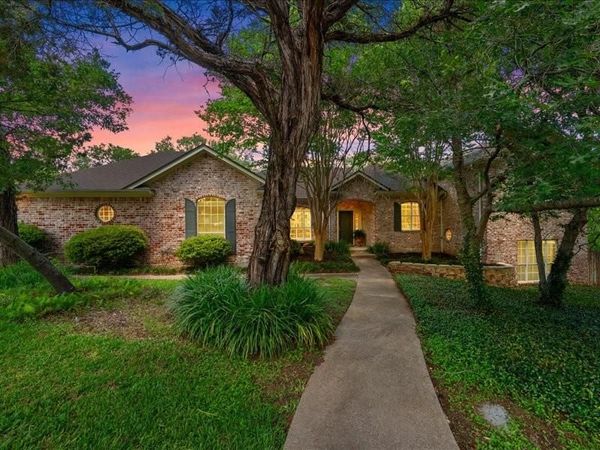 179 Woodland Circle , China Spring, TX 76633