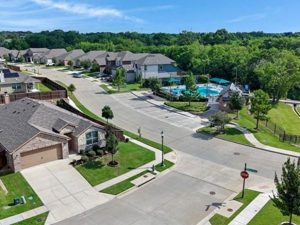 11705 Silver Queen Drive, Aubrey, TX 76227