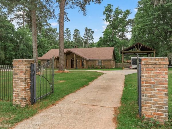 6231 S Lakeshore Drive, Shreveport, LA 71119