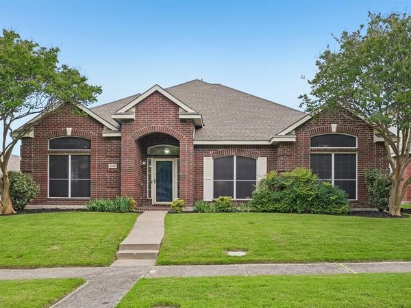 2918 Brittany Lane , McKinney, TX 75070