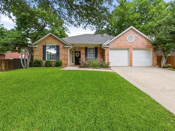 5305 Shadow Glen Drive , Grapevine, TX 76051
