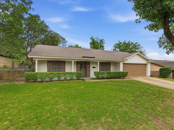 7304 Camelot Road, Fort Worth, TX 76134