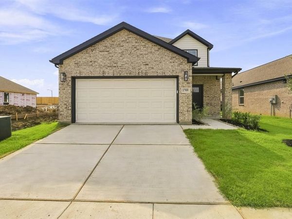 1709 Romans Road, Ennis, TX 75119