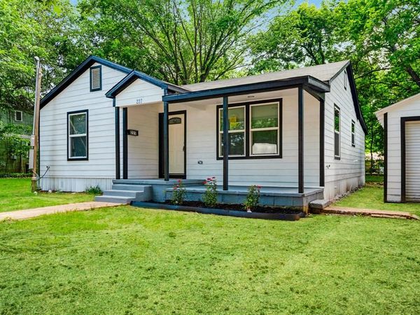 227 24th Street NW, Paris, TX 75460
